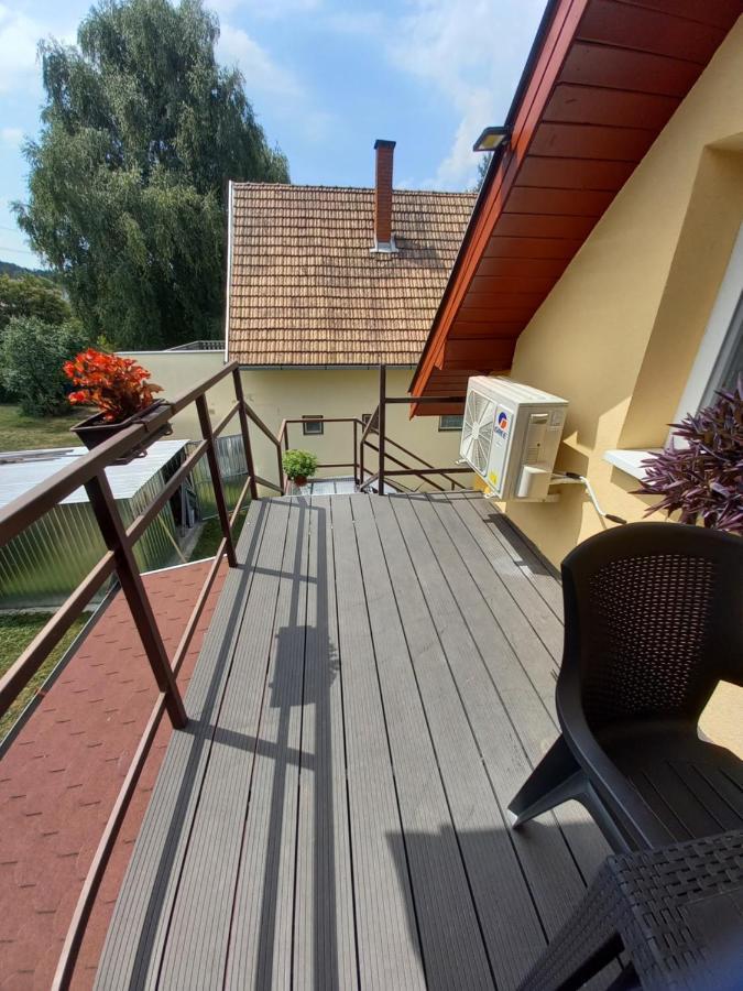Fuzfa Apartmanhaz Тамаши Стая снимка
